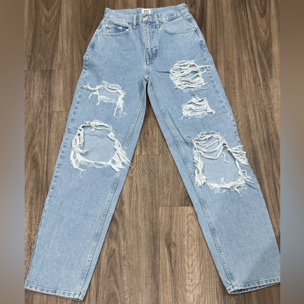 Urban Outfitters Light Blue Baggy Boyfriend Jeans